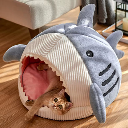 Wholesale Custom Luxury Cute Shark Shape Soft Plush Cat Nest Bed Large Non-Slip Bottom Warm Pet Dog Calming Cat Cave Bed for Pet
